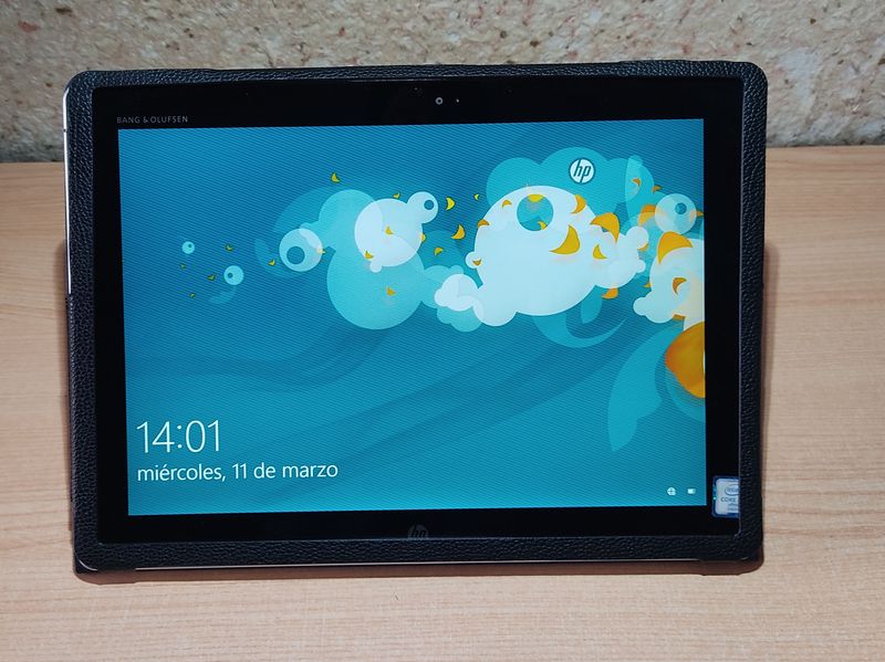 Tablet/Convertible HP Elite x2 1012 G1. TÁCTIL
