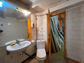 Local comercial en venta en Gavarra en Cornellà de Llobregat