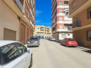 Local comercial en venta en Requena