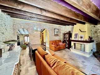 Casa adosada en venta en Torroella de Montgrí pueblo en Torroella de Montgrí