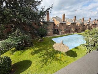 Casa pareada en alquiler en Mirasierra en Madrid