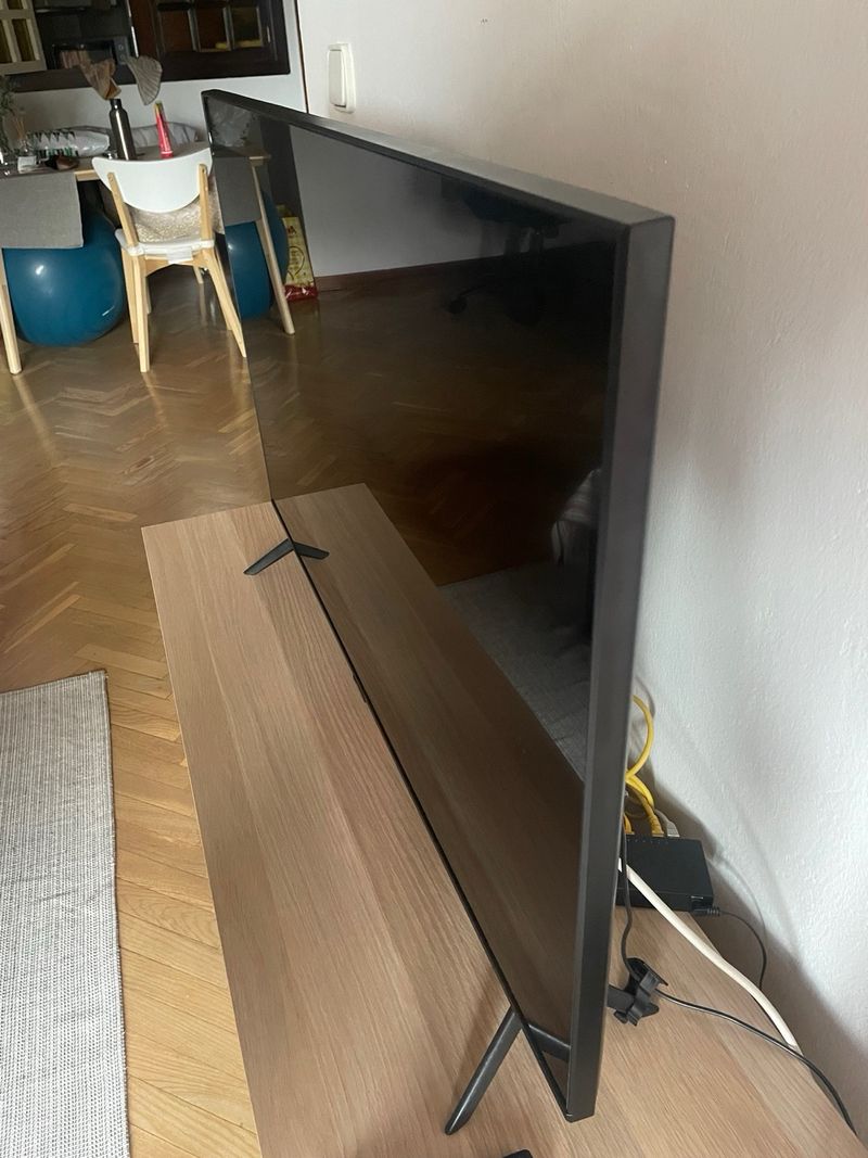 Televisor Samsung Negro 43” afbeelding 2