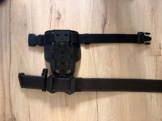 Pernera Táctica Safariland Negra Sin Uso