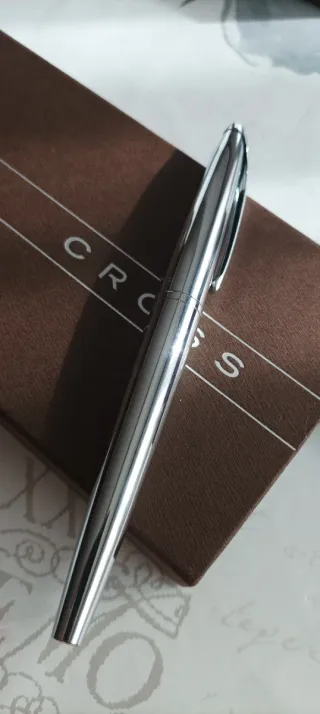 Bolígrafo Cross plateado