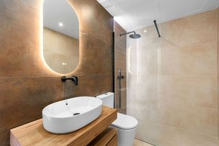 Piso en venta en Los Naranjos - Las Brisas en Marbella