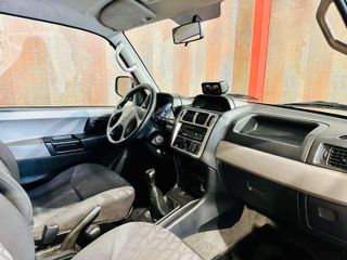 Mitsubishi Montero 2001