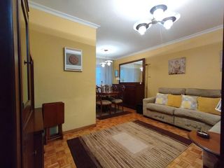 Piso en alquiler en El Polígono en Gijón