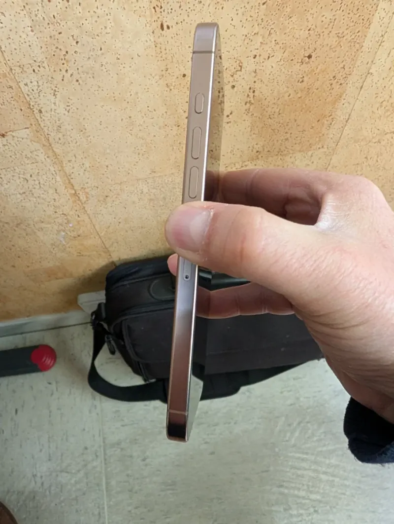 iPhone 16 Pro Max 256GB Desert Titanium afbeelding 3
