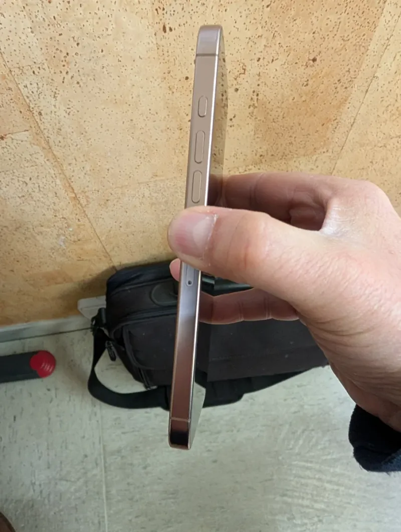 iPhone 16 Pro Max 256GB Desert Titanium afbeelding 4