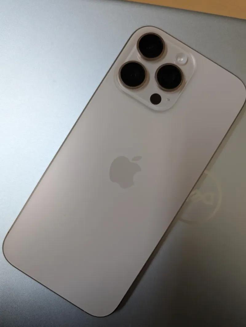 iPhone 16 Pro Max 256GB Desert Titanium afbeelding 8