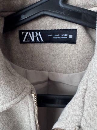 Chaqueta Zara Beige Corta