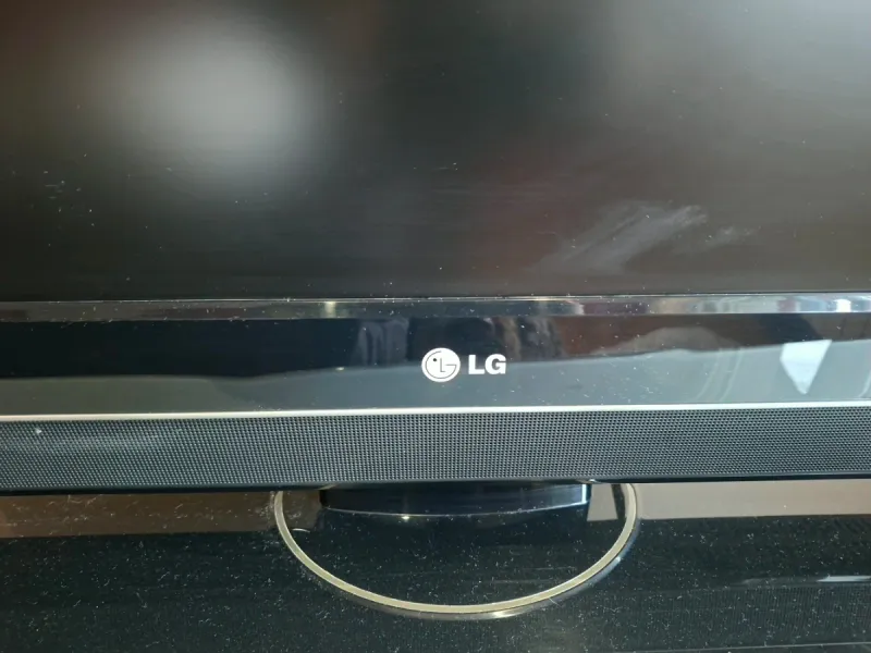 Mesa TV + Televisión LG