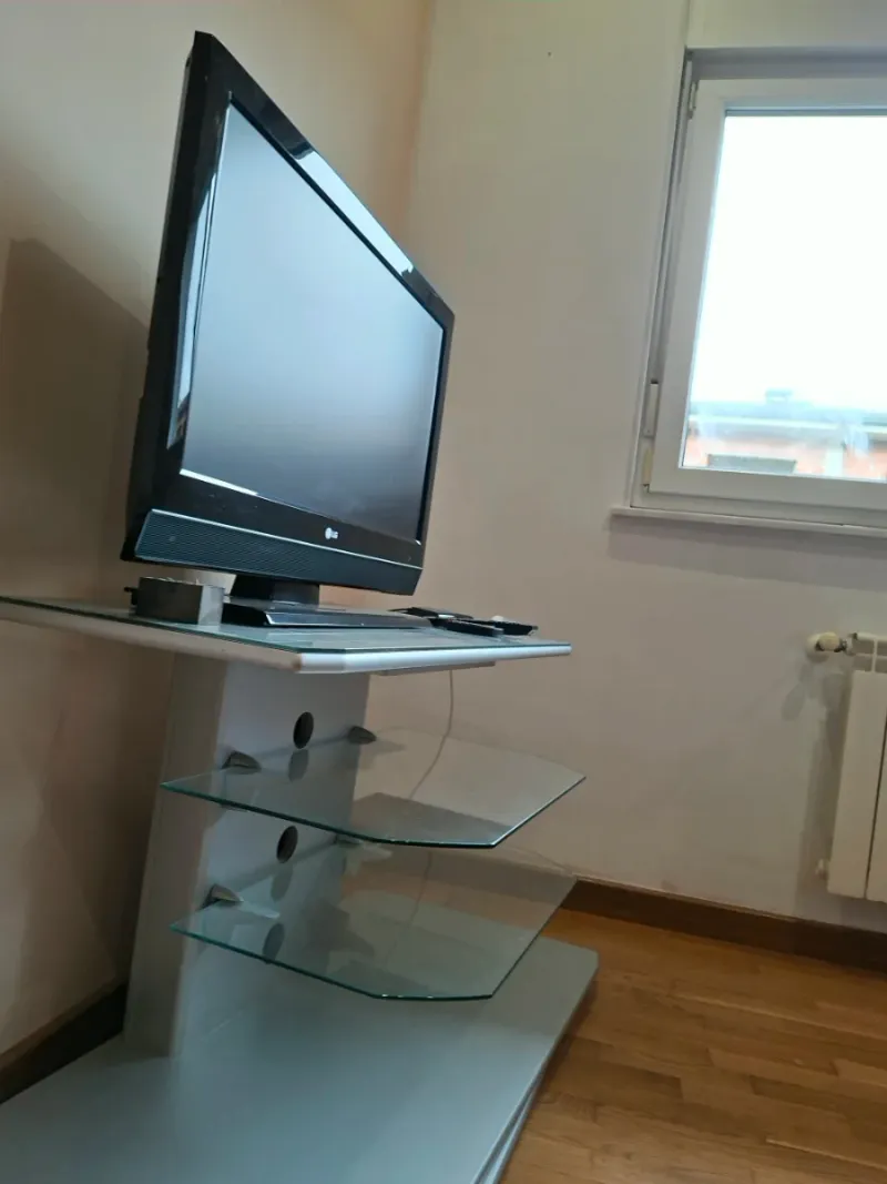 Mesa TV + Televisión LG afbeelding 4