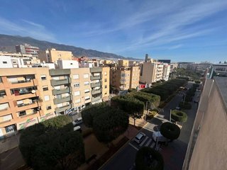 Oficina en venta en Pabellón - Estación - El Corte Inglés en Ejido (El)