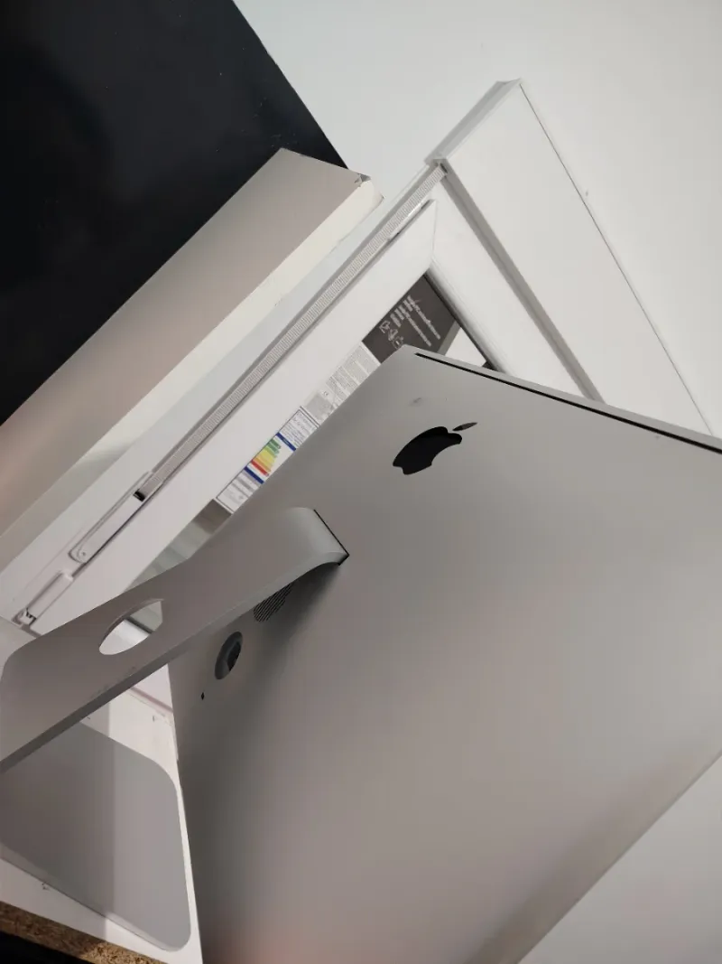 Imac 21.5 A1311 afbeelding 3