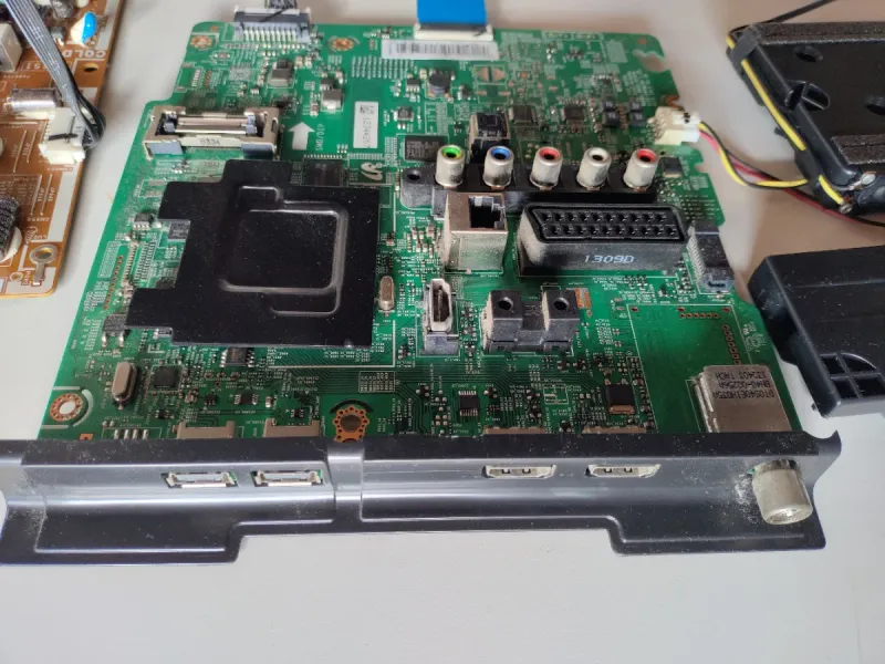 TV Samsung UE46FS700AW | placas afbeelding 5