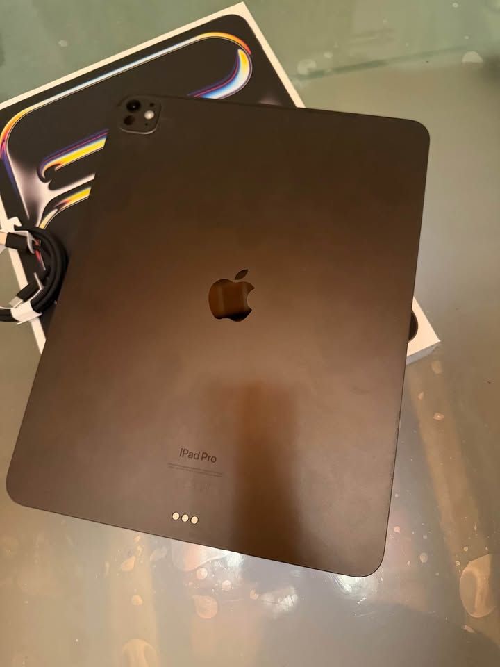 iPad Pro 13 M4 256GB Wi-Fi afbeelding 2