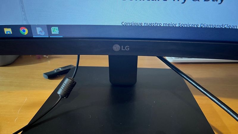 Monitor LG Negro curvo afbeelding 3