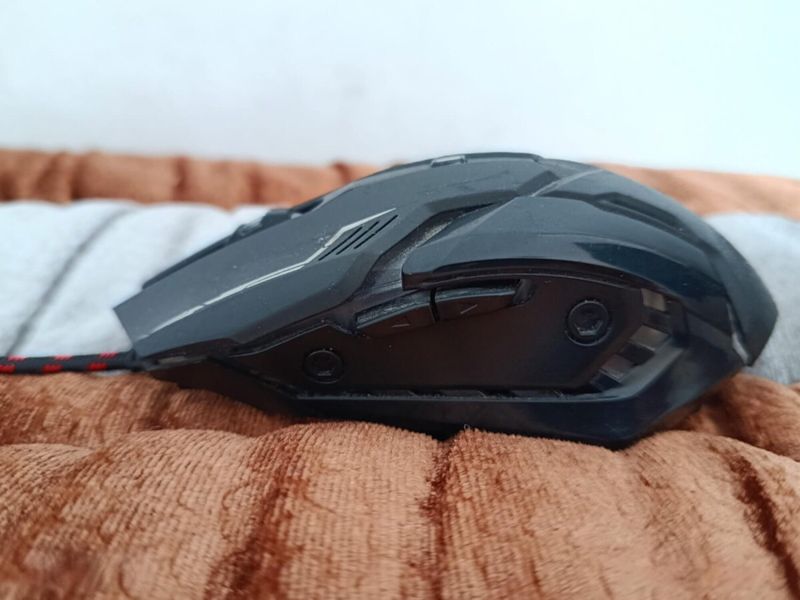 Mouse Gamer RGB Ergonómico en Perfecto Estado afbeelding 3