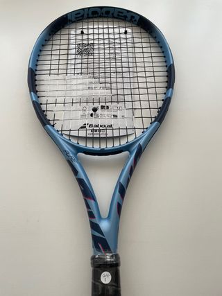 Raqueta Babolat Pure Drive.