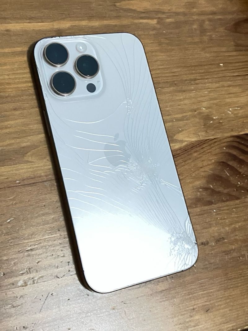 iPhone 16 Pro Max Desierto afbeelding 2