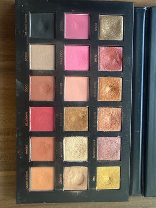 Paleta Sombras Huda Beauty Rose Gold Remastered