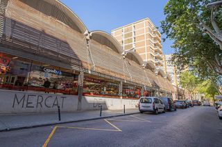Local comercial en venta en Vilapicina i la Torre Llobeta en Barcelona