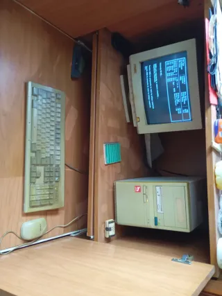 Teclado y ratón Highscreen beige,ordenador complet