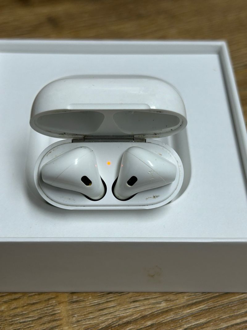 AirPods 1ª Gen con Caja Original afbeelding 5