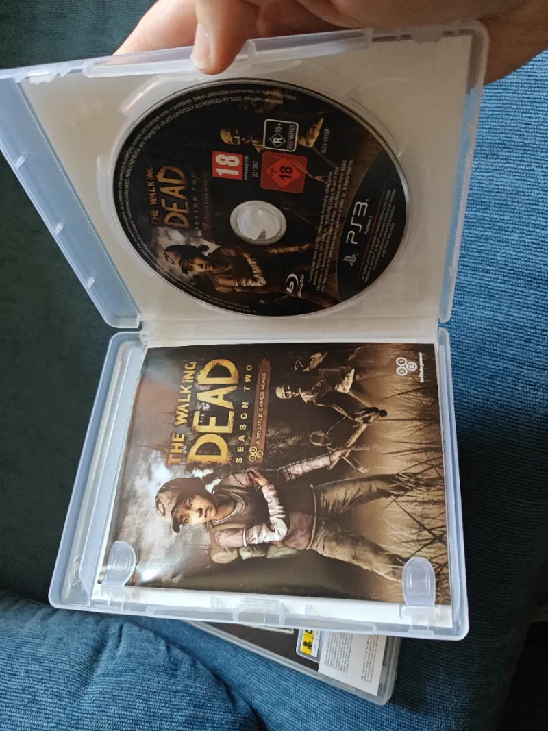 Pack The Walking Dead PS3 impolutos afbeelding 4