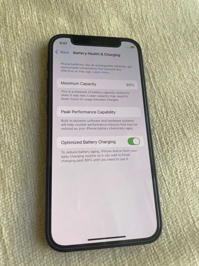Como nuevo iPhone 12 mini