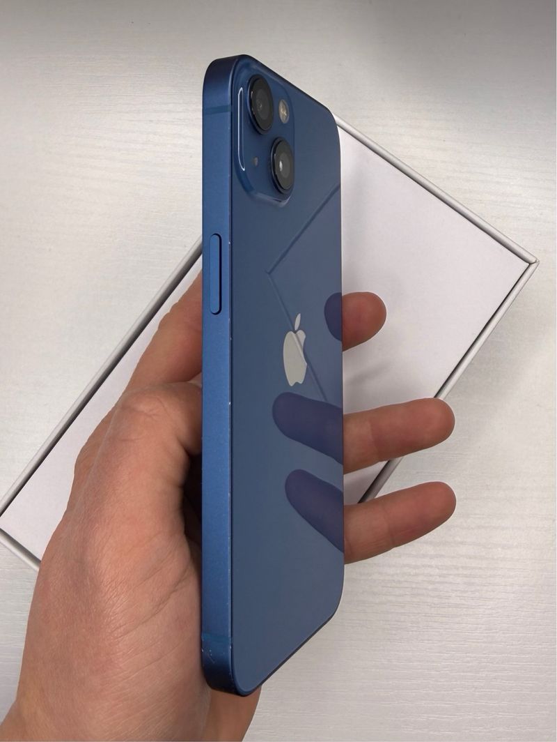 iPhone 13 256GB Azul afbeelding 3