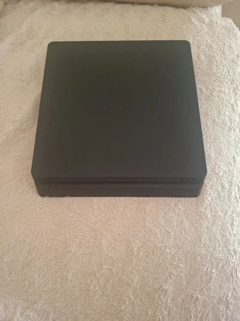 PS4 (PlayStation 4) Negra