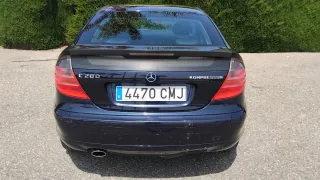 Mercedes-Benz Clase C 2004