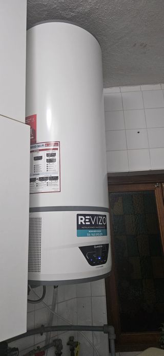 Calentador agua Beretta IDRABAGNO LX 11 MTN + kit