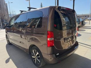 Toyota Proace PROACE Verso Family Advance Medio 2.0D 130 kW (177 CV) 8AT 8 plazas