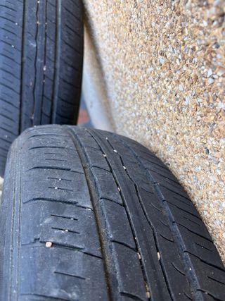 4 Neumáticos Dunlop 175/65 R15 84H