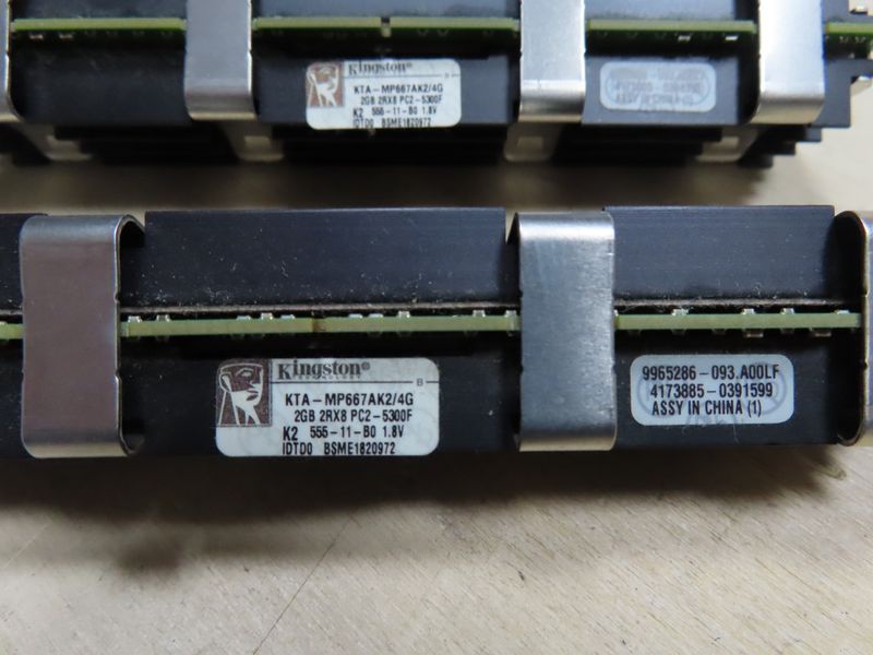2 bancos de RAM Kingston KTA-MP667AK2/4G afbeelding 2
