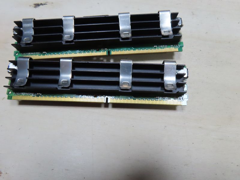 2x Kingston RAM 2GB DDR2 PC2-5300F afbeelding 4
