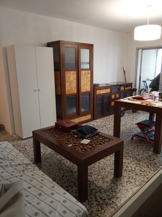 Piso 4 habitaciones dobles y dos baños.