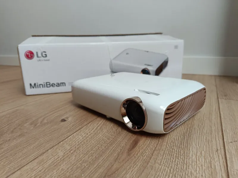 Proyector LG PW1500G LED + Soporte de Regalo