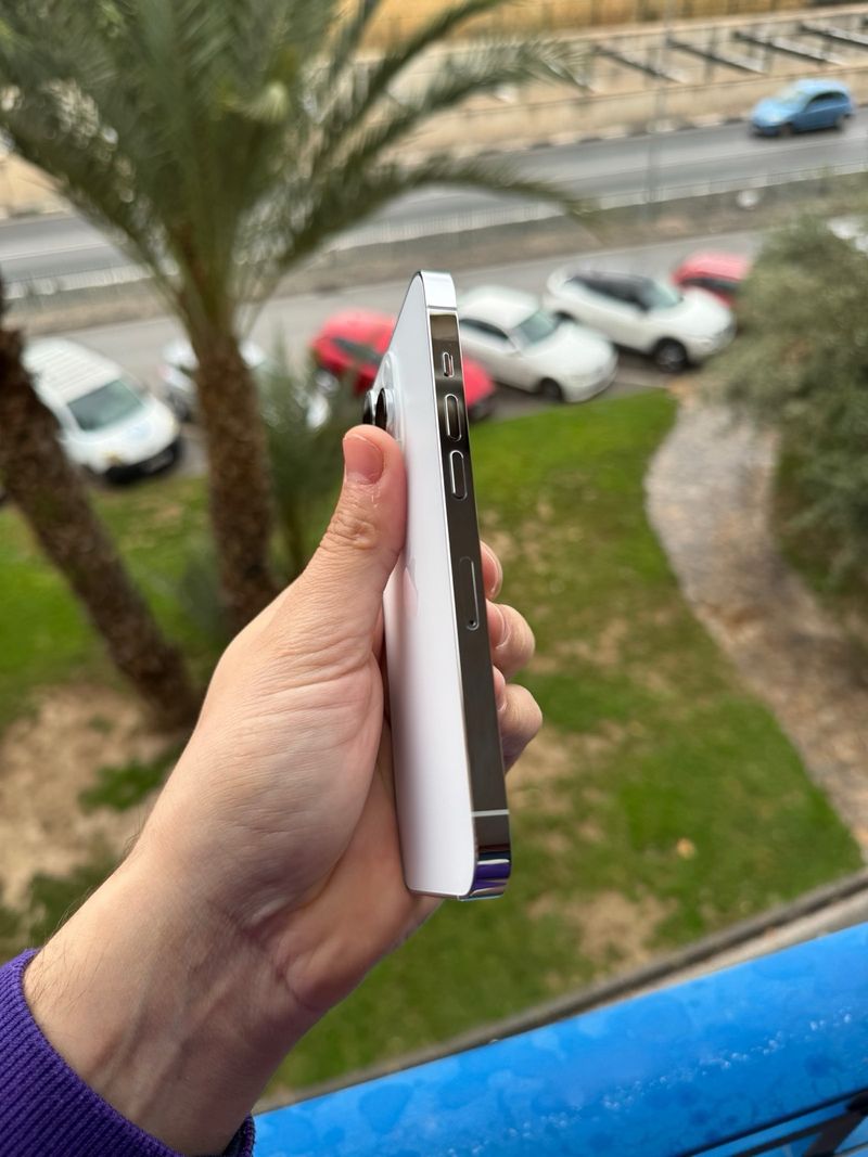 iPhone 14 Pro - 100% Batería afbeelding 4