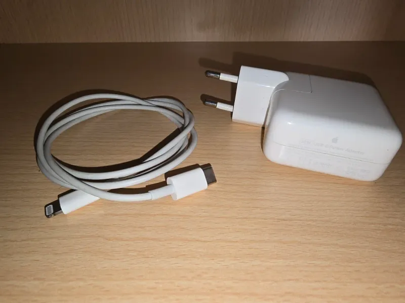 Cargador Apple 30W USB-C