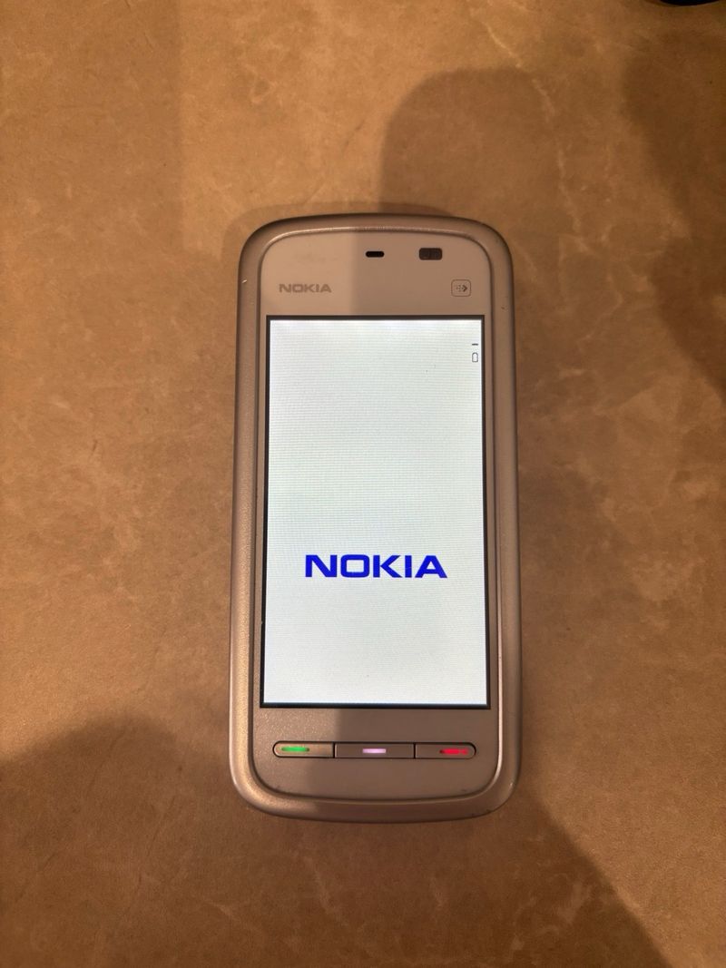Nokia 5230 Gris y Blanco afbeelding 6
