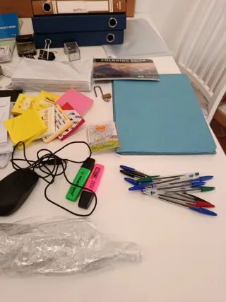 Lote de papelería variada