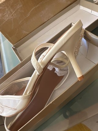 Zapatos BUNZIK Talla 39/40 Adornadas con tacón