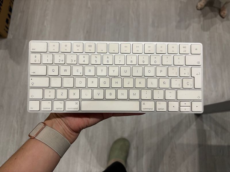 Teclado Apple Magic Keyboard Plata/Blanco