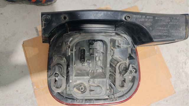 Piloto trasero DACIA DUSTER 2018 original