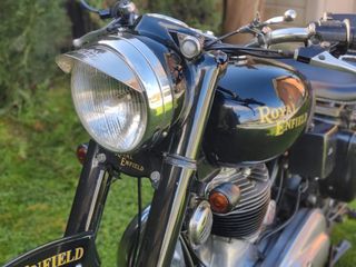 Royal Enfield Bullet 500 Negra