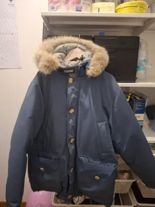 Giubbotto Woolrich Blu con Cappuccio Pelliccia